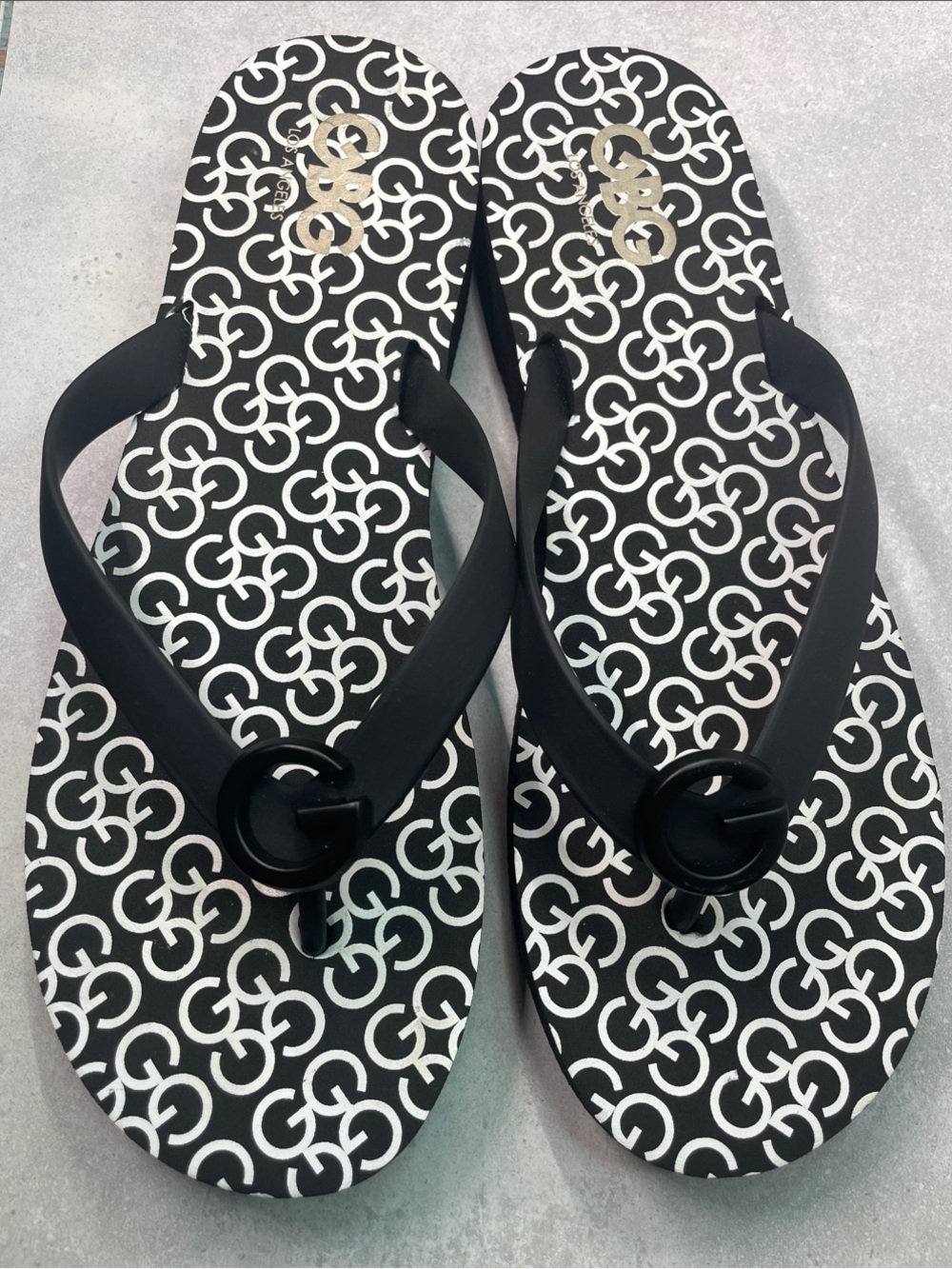 G by Guess Black & White Logo-Print Flip Flops